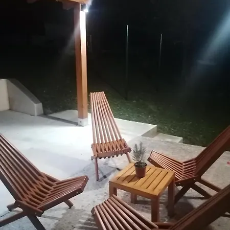 Tara Suncani Sjaj-planinska Kuca Ferienhaus